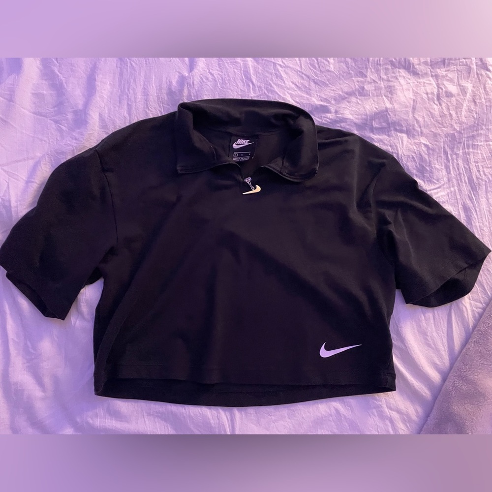 Vintage Nike Black Zip Cropped T-Shirt